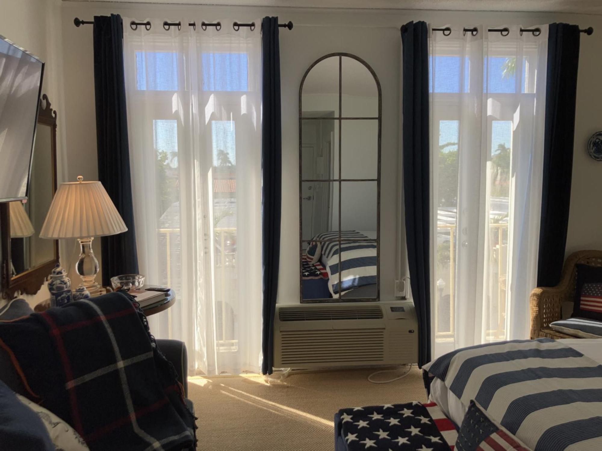 Orchid Suites - Historic Palm Beach Hotel Condominium Exteriör bild