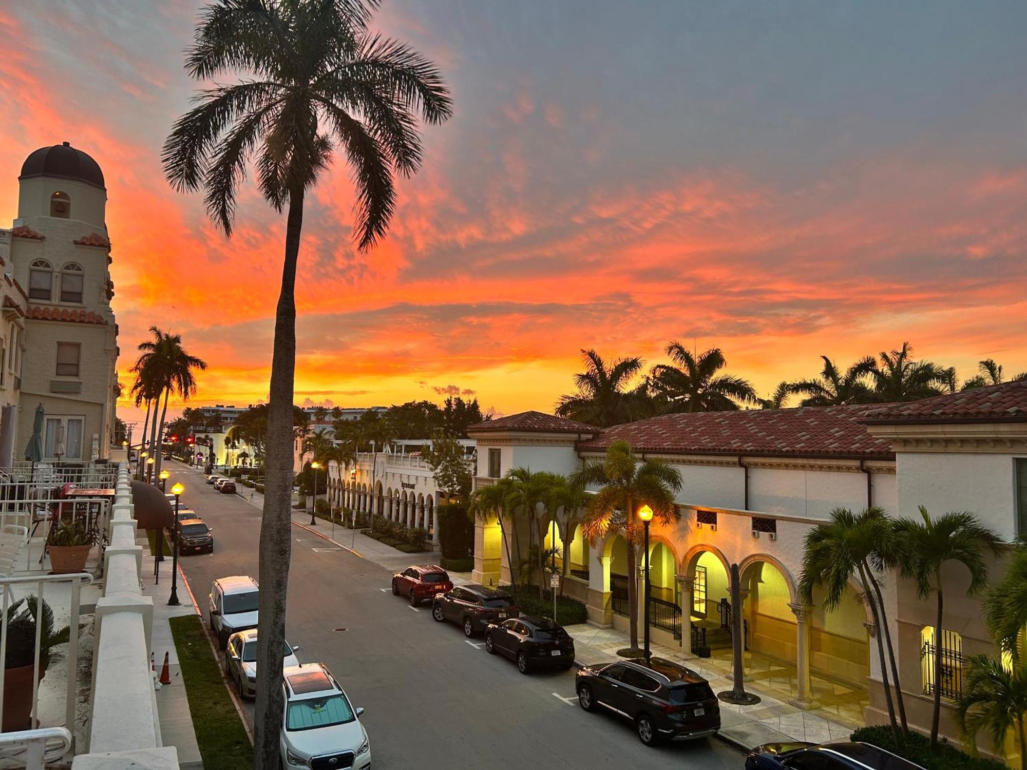 Orchid Suites - Historic Palm Beach Hotel Condominium Exteriör bild