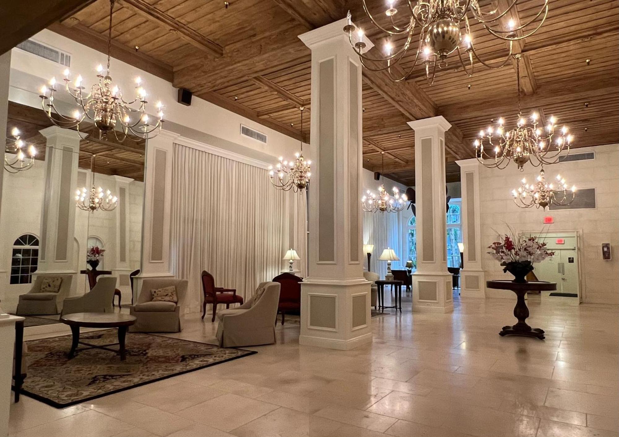 Orchid Suites - Historic Palm Beach Hotel Condominium Exteriör bild