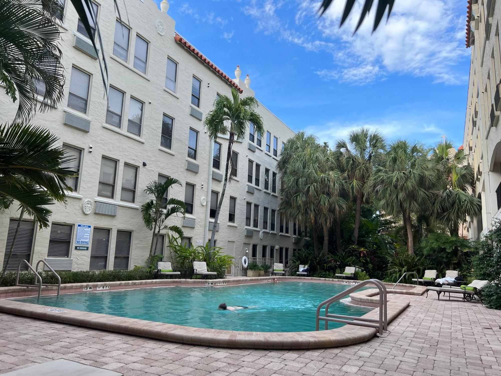 Orchid Suites - Historic Palm Beach Hotel Condominium Exteriör bild